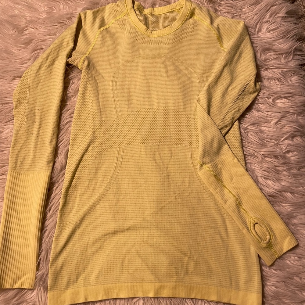 Lululemon yellow swiftly tech
